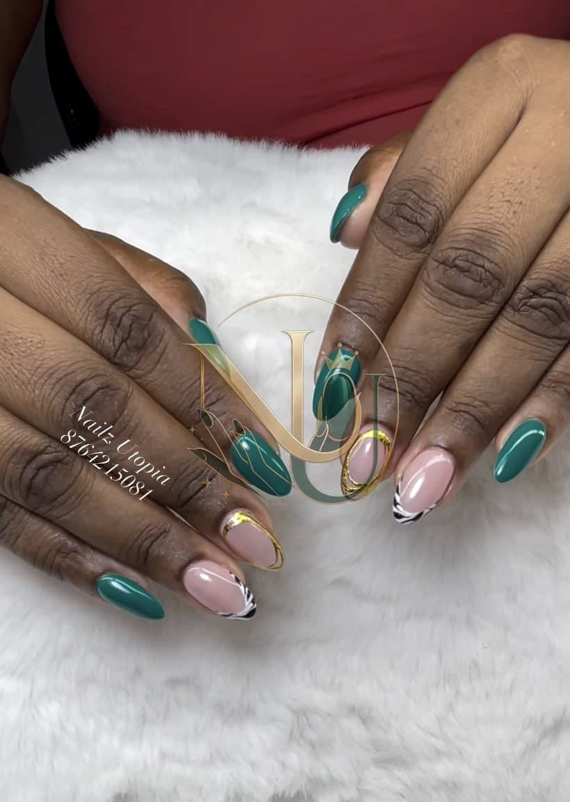 Forest green almond set