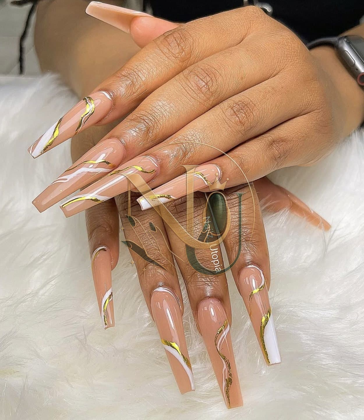 Nude coffin set with gold marble veining